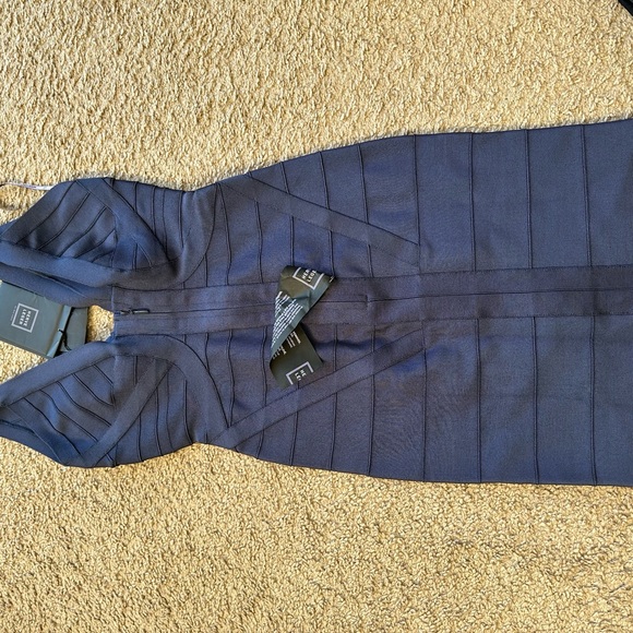 Herve Leger ari steel blue bodycon dress NWT original price 1350$ - Picture 7 of 7